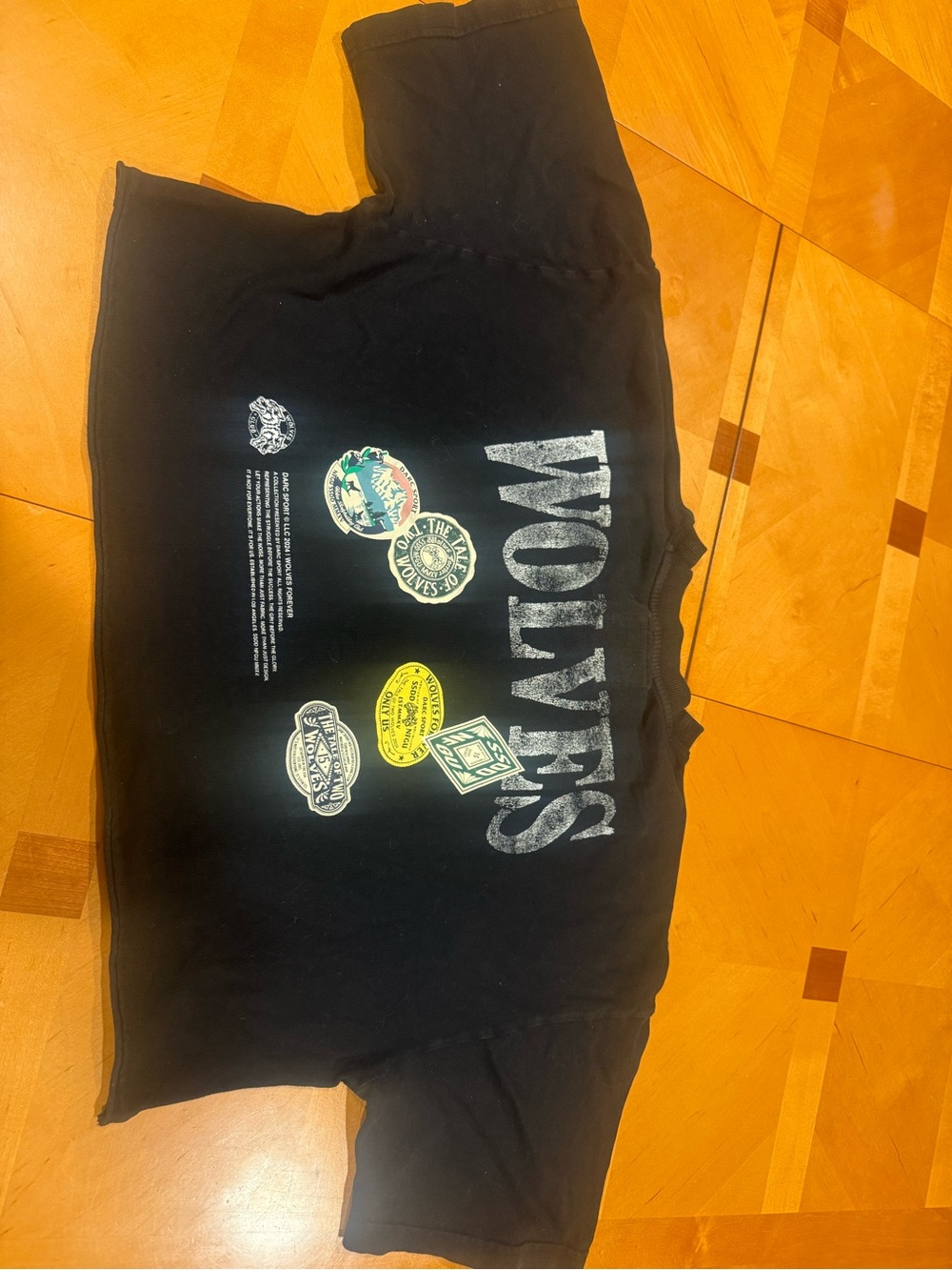 Wolves cropped t-shirt
